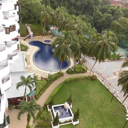 Batu Ferringhi Seaview Apartment Exterior photo